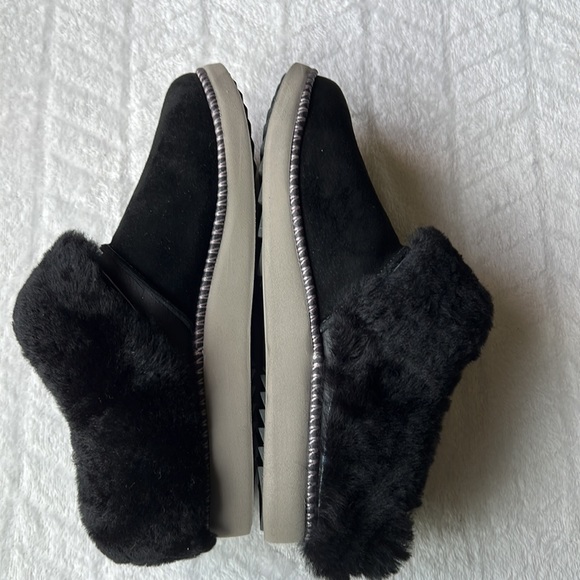kui slippers